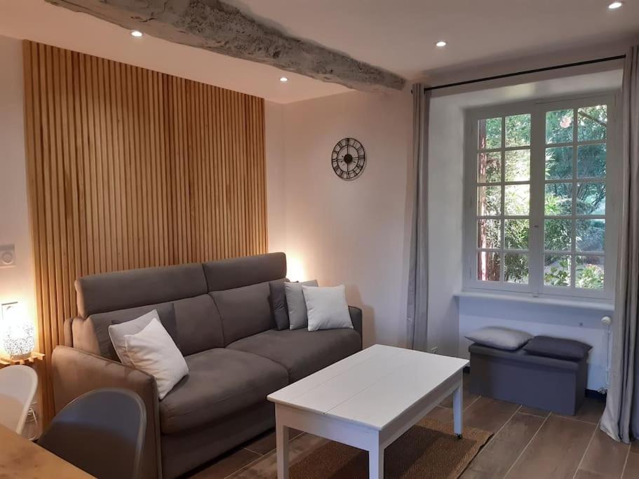 Studio Meuble Avec Terrasse Axe Rennes Saint Malo La Baussaine Exterior photo