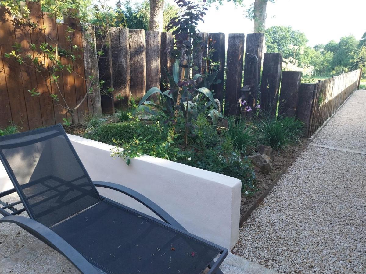 Studio Meuble Avec Terrasse Axe Rennes Saint Malo La Baussaine Exterior photo